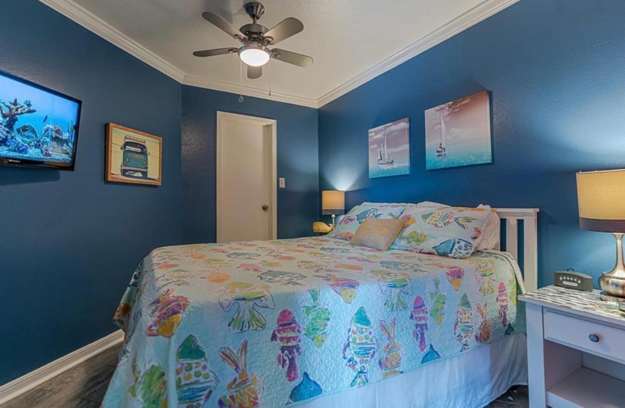 Beach Escape - Top Floor Ocean Views - Heated Pool - Seawall Blvd Галвестън Екстериор снимка