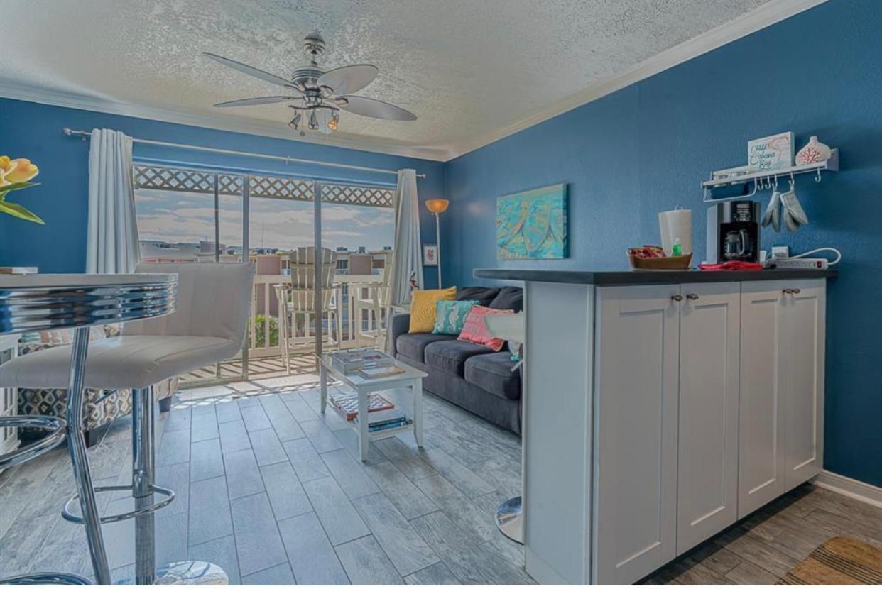 Beach Escape - Top Floor Ocean Views - Heated Pool - Seawall Blvd Галвестън Екстериор снимка